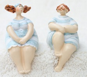 maritime Kantenhocker Nautikserie - Retro Badefiguren Regalsitzer Mann+Frau - Rubensmodell