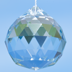 Regenbogenkristall Kristallkugel FACETT mit Loch