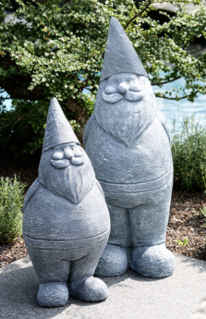 Deko Zwerg - Gartenzwerg Stein Look - Gartenfigur aus Magnesia 60 cm
