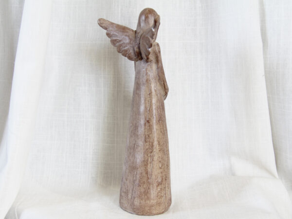 Engel Figur ohne Gesicht Holzoptik- moderne Plastik - Schutzengel Skulptur - seitenansicht