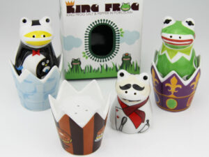 Froschkönig Salz- und Pfefferstreuer - Frosch King - Gewürzstreuer aus Keramik