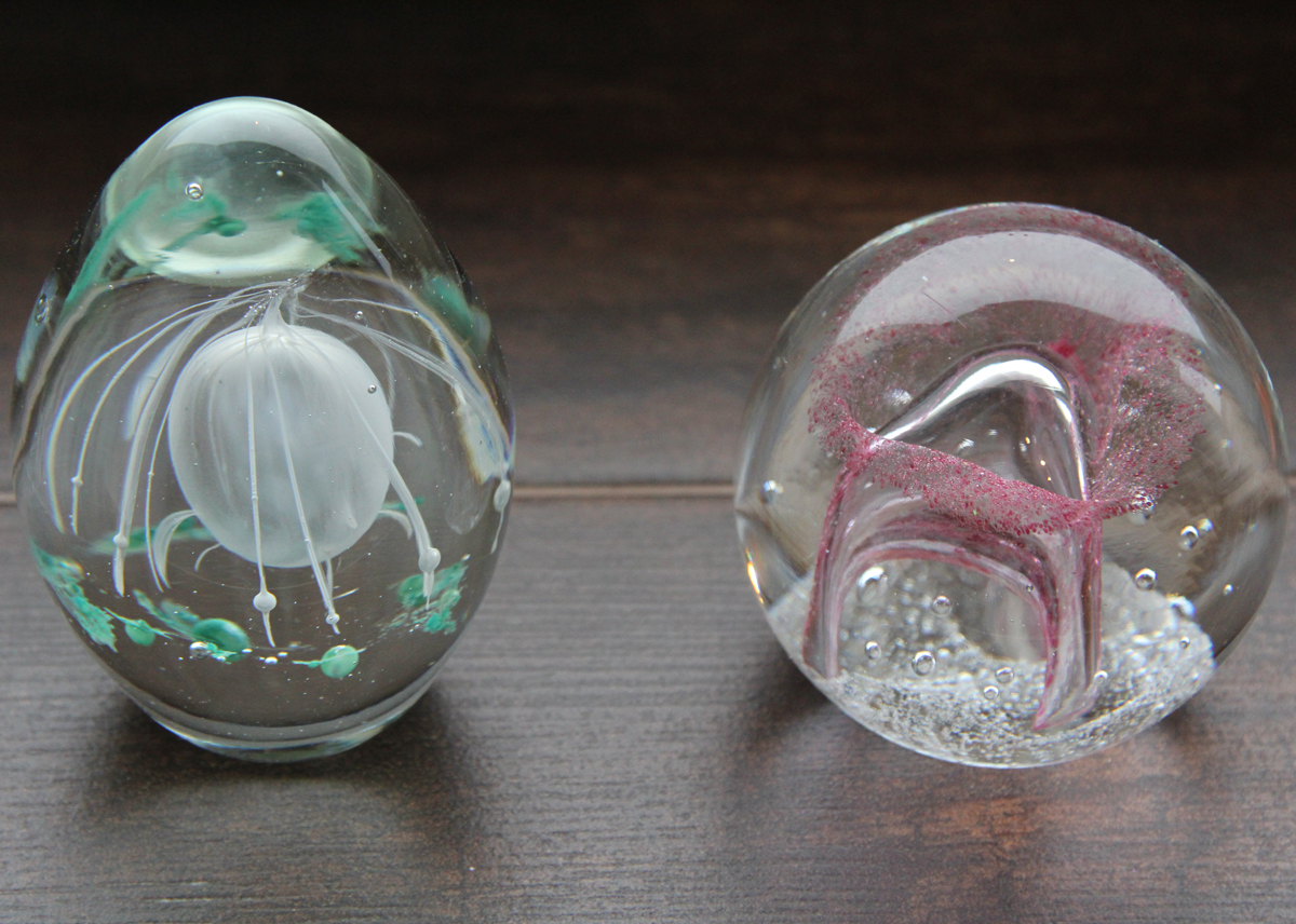 Glas Traumkugel -Oval - Wunschkugel - Briefbeschwerer.