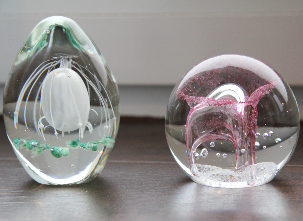 Glas Traumkugel -Oval -Wunschkugel - Briefbeschwerer.