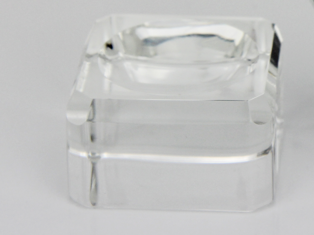 Glaskugel Mit Innerem Gelasertem Globus – 8 Cm Durchmesser, 3D-Effekt, Klare Polierte Oberfläche