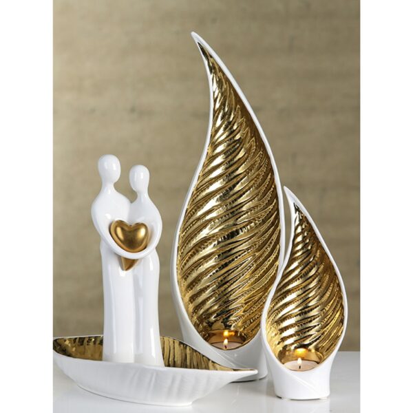 Keramik Paar Skulptur - goldenes Herz - weiße Liebesskulptur - beispieldeko