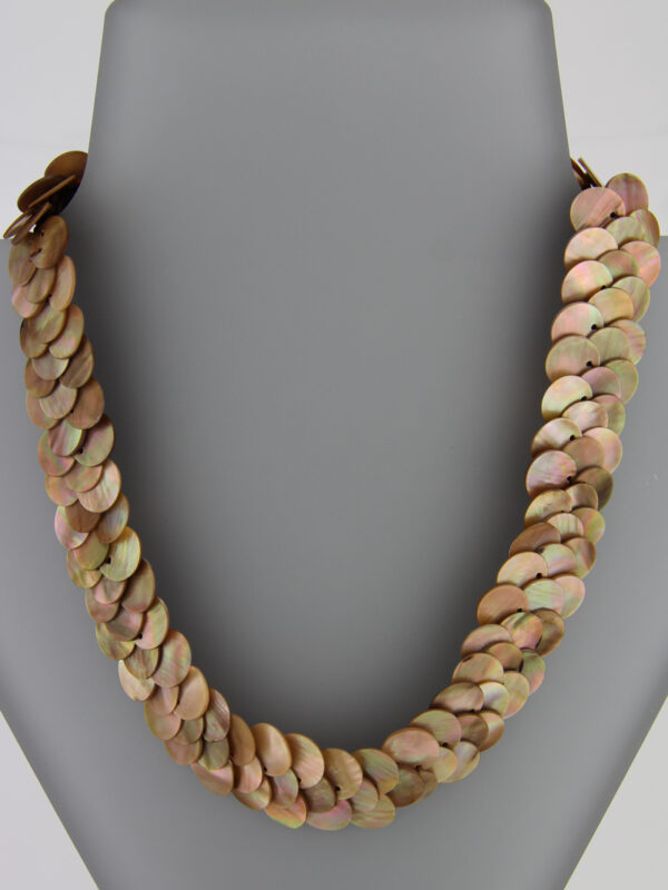 Kurze Muschelkette - schimmernde Festivalkette – Bild 2