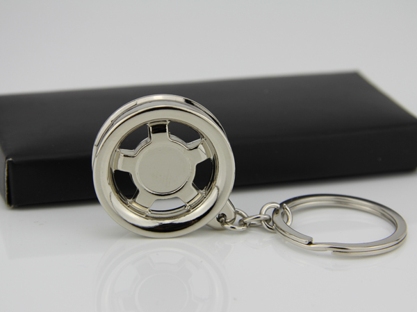 Schlüsselanhänger Auto Felge – robust und klein für jedes Schlüsselbund