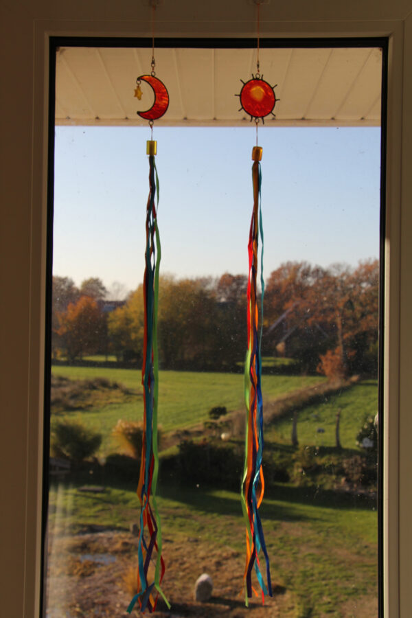 Suncatcher Sonne und Mond mit Stern Regenbogen Fenstergirlande Mobile