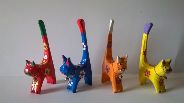 Bali Holz Katze mit Glöckchen - Ringhalter 11 cm - Dekofigur Katzen – Bild 2