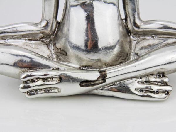 Yoga Frosch Figur silber - Meditation Frosch Skulptur im Lotussitz – Bild 3